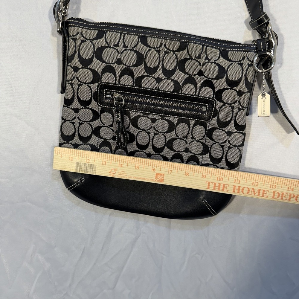 Coach Signature Soft Slim Duffle Shoulder Bag Gray & Black Y2K Crossbody 9362 - Picture 4 of 11